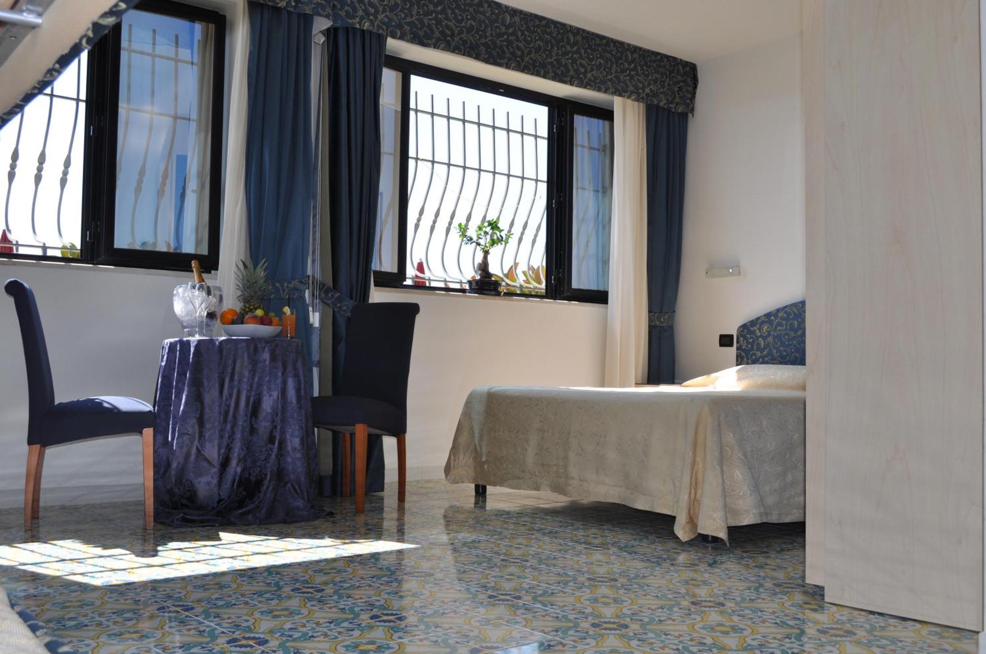 Hotel La Playa 스펠론가 외부 사진