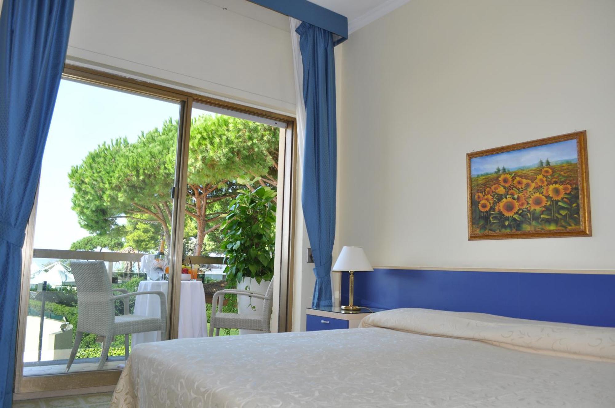 Hotel La Playa 스펠론가 외부 사진