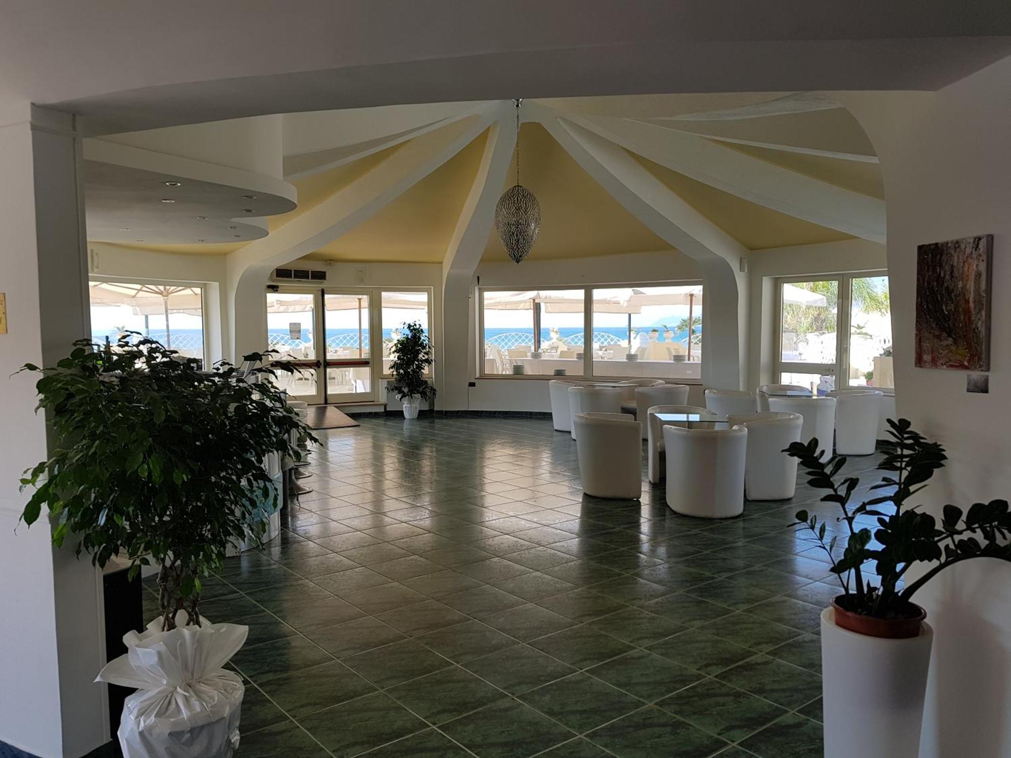 Hotel La Playa 스펠론가 외부 사진